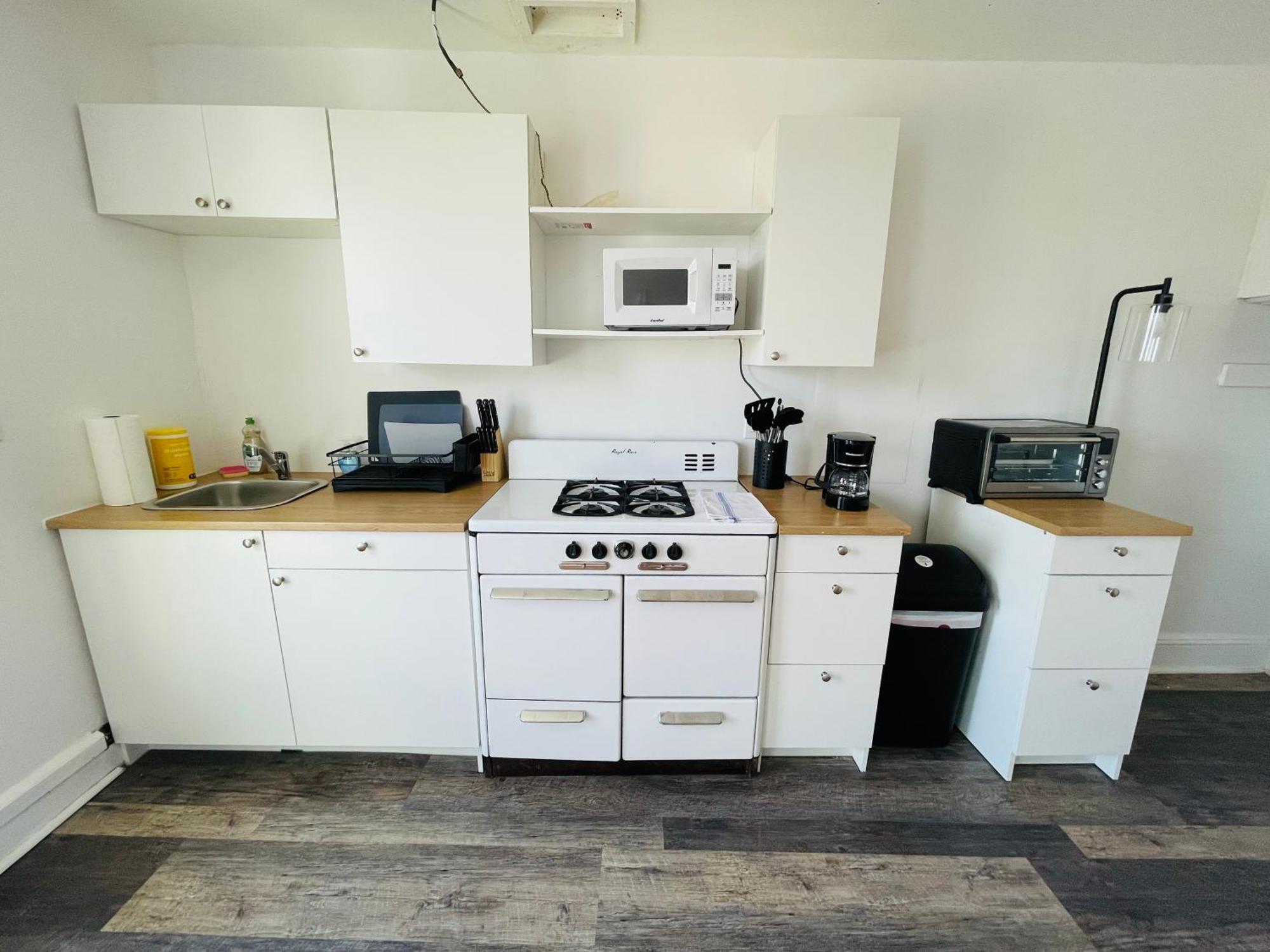 Charming 1br Near Train Station Apartment Willow Grove