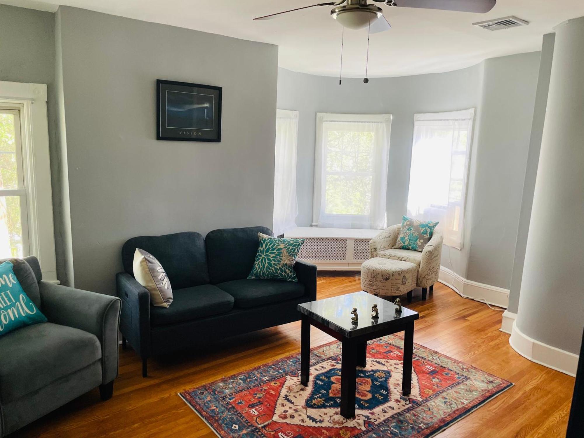 Charming 1br Near Train Station * Willow Grove