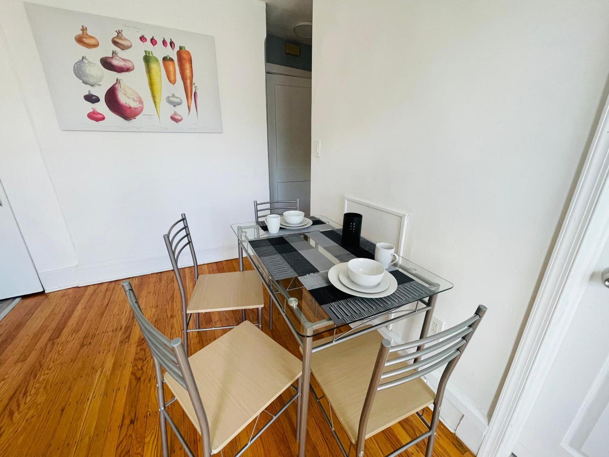 Charming 1br Near Train Station Willow Grove